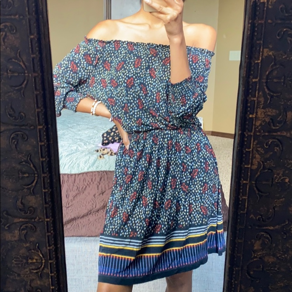 Long sleeves flowy dress